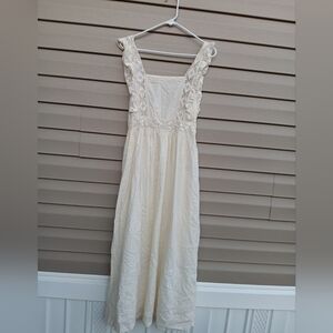 SOFIE THE LABEL Ruffled Maxi Dress Size M Cream Color Style Vintage 100%cotton